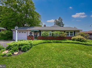 12 Casey Dr, Willow Street, PA 17584