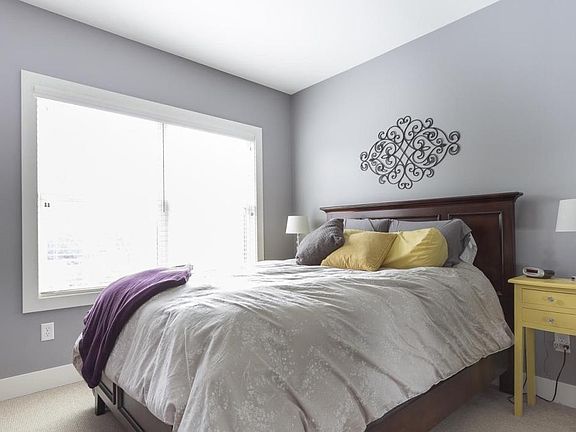4th image of 2033 Celadon Dr NE #61
