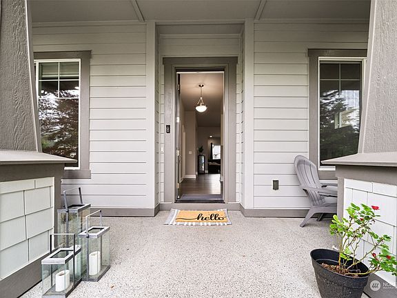 2nd image of 13139 180th Avenue E