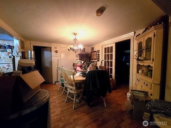 5th image of 3615 Friday Avenue