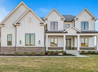 8061 Abington Way, Zionsville, IN