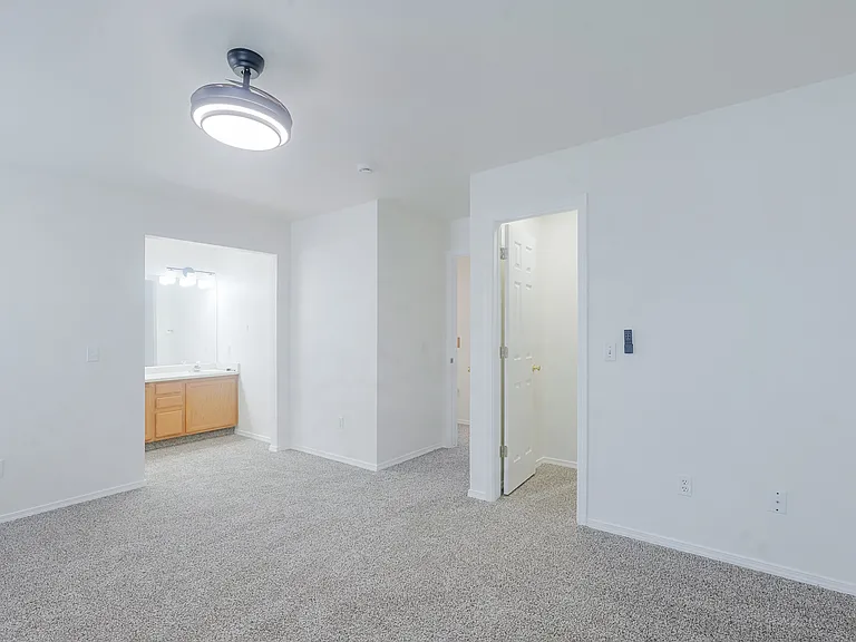 8302 Cooper River Dr — Photo 16