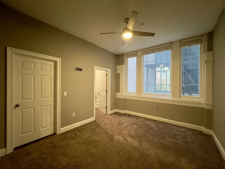 Apartment Units with In-Unit Laundry in Downtown Baltimore, MD! — Photo 13