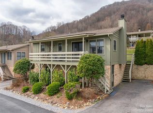 24 Slate Ln, Maggie Valley, NC 28751
