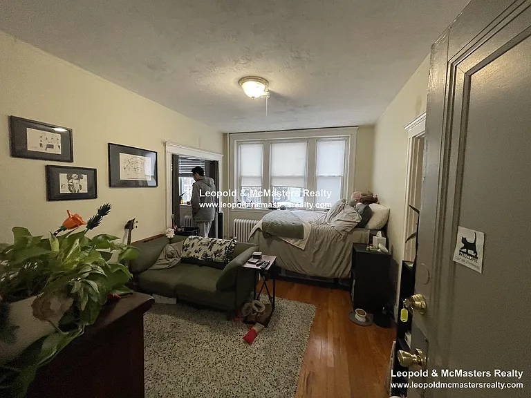 Kelton Street Apartments — Photo 10