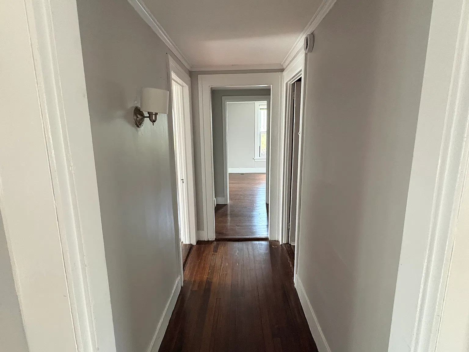 3 bed, 1300 sqft, $2,000 — Photo 1