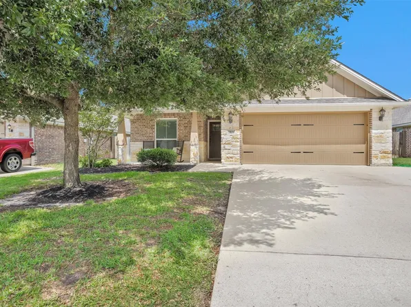 3520 Davidson Dr, College Station, TX 77845