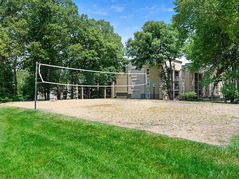 Stuart Woods Apartments — Photo 46