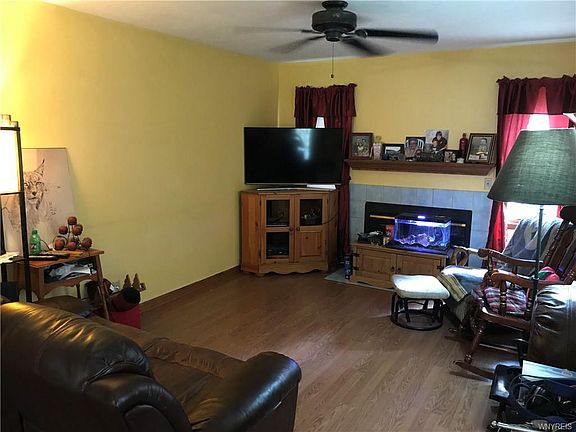 4th image of 8 Chautauqua Ave