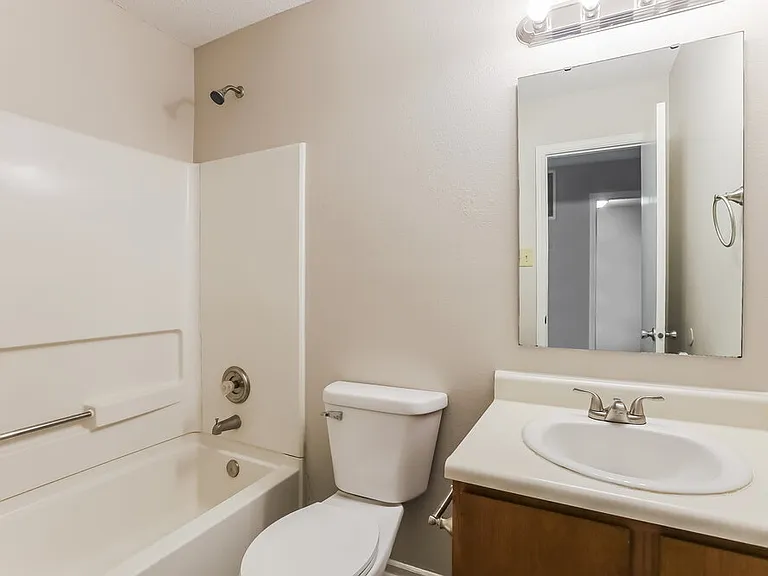 9205 Middlebury Way — Photo 15