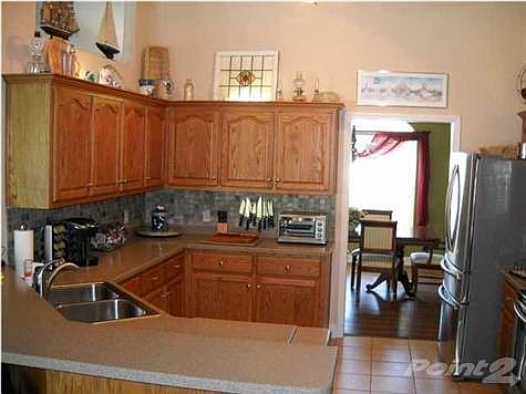 4th image of 1623 Woodlawn Way