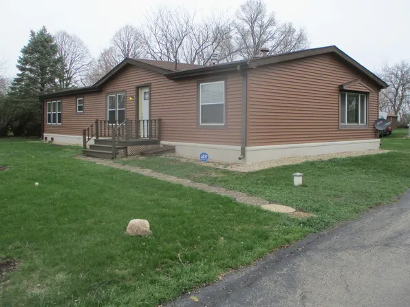 2912 E 11th Rd, Ottawa, IL 61350