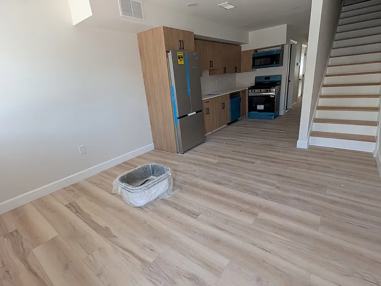 48 Warner St #4210B — Photo 1