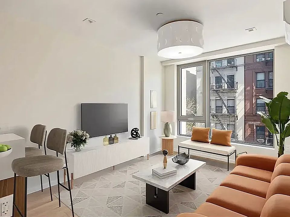 1st image of 168 W 136th St #3I