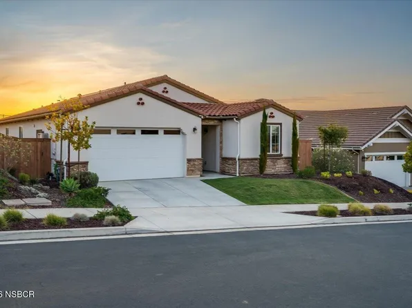 5831 Lady Bells Dr, Santa Maria, CA 93455