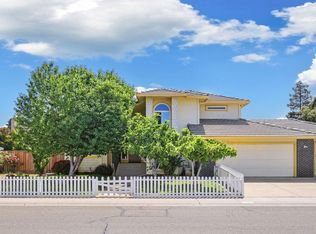 349 Sparrow Dr, Galt, CA 95632