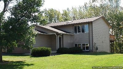 3rd image of 1749 Summit Ave