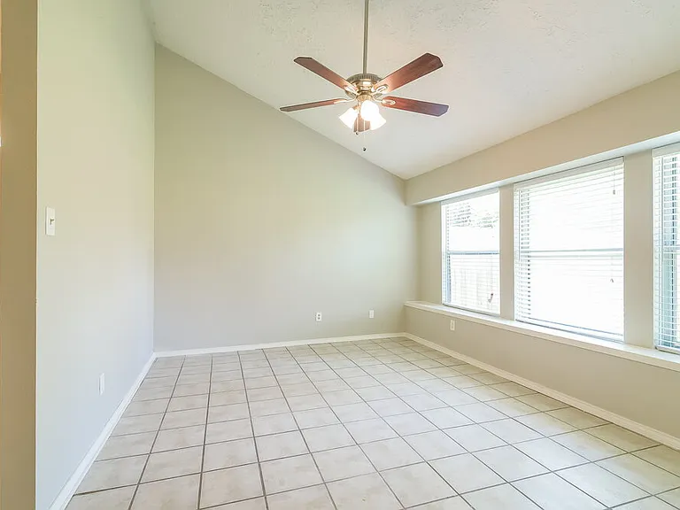 22514 Dabney Manor Ln — Photo 9