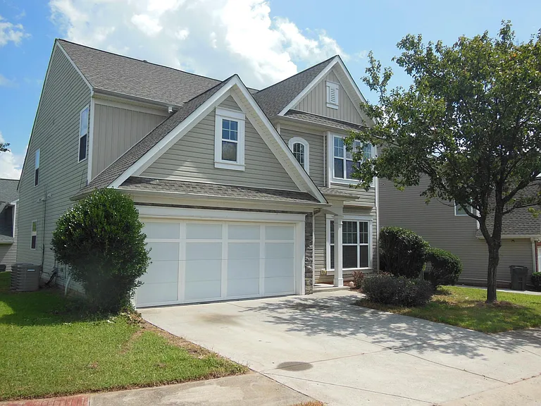 1901 Durwood Ln — Photo 8