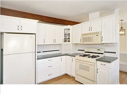 5th image of 2831 Northville Dr NE