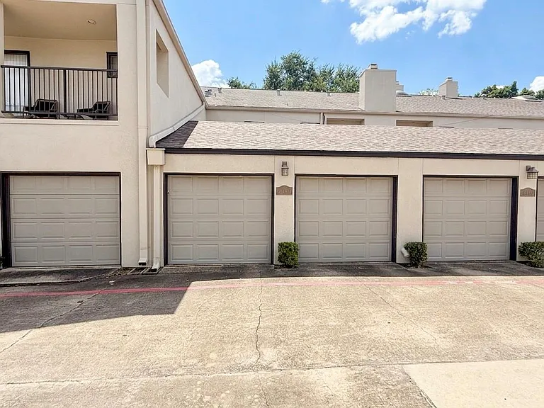 2442 Bering Dr #2442 — Photo 11