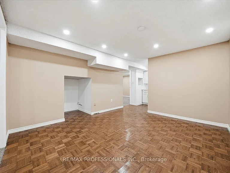 1708 Woodeden Dr — Photo 26