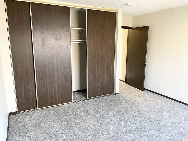 Pinecrest Apartments — Photo 41