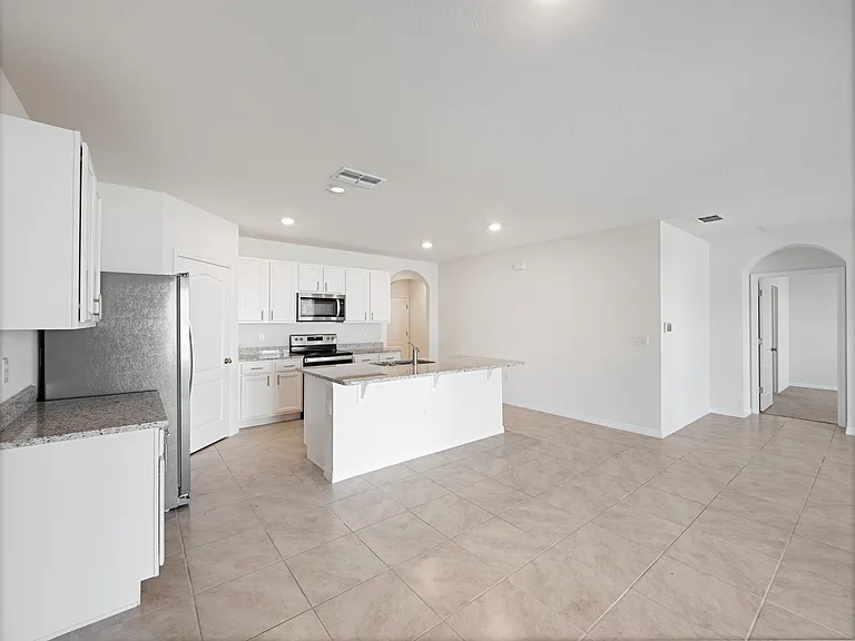 708 Tortugas St — Photo 2