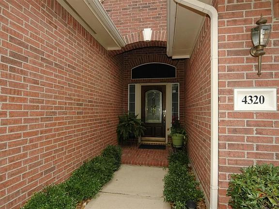 4th image of 4320 Chestnut Grv