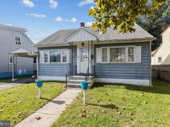 1224 Chestnut St, Trainer, PA 19061