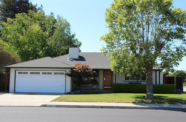 1st image of 2307 Bohannon Dr