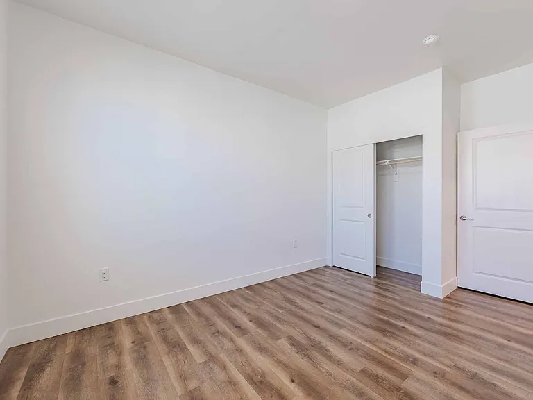 Desert Meadows Townhomes — Photo 17