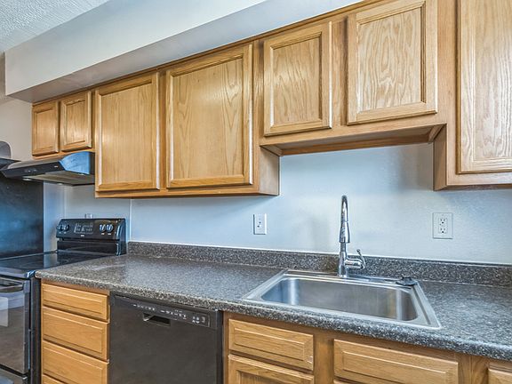 4th image of 1608 W St SE