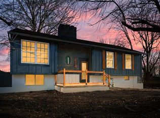 2407 N Yocum Rd, Independence, MO 64058