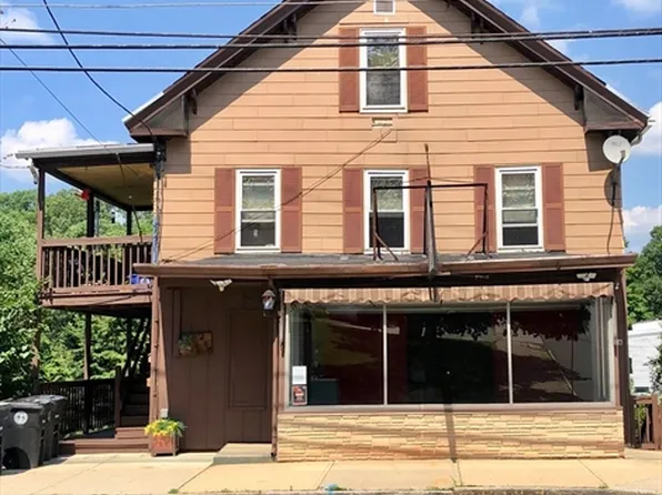 238 Hamilton St, Southbridge, MA 01550