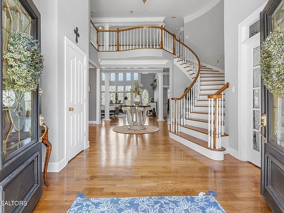 5th image of 10409 E Port Dr