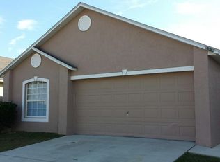 8389 Oak Crossing Dr W, Jacksonville, FL 32244