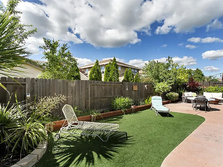 3652 Edington Dr — Photo 58