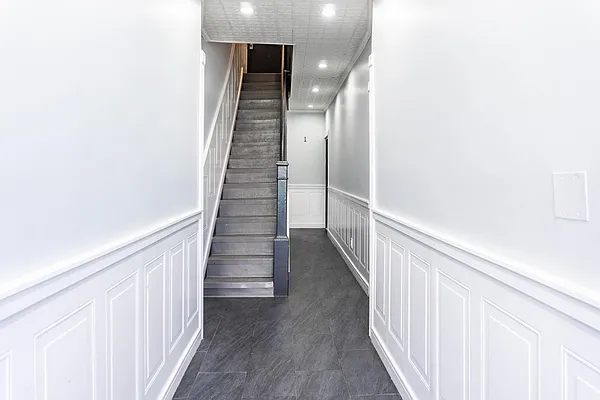 Rented by Century 21 Metropolitan | media 23