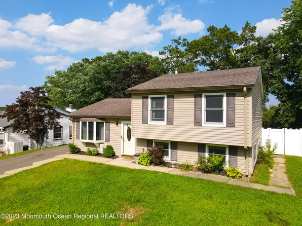 68 Schooner Avenue, Barnegat, NJ 08005