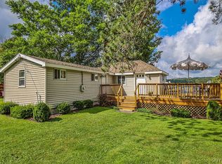 2843 Windward Shore Rd, Erieville, NY 13061