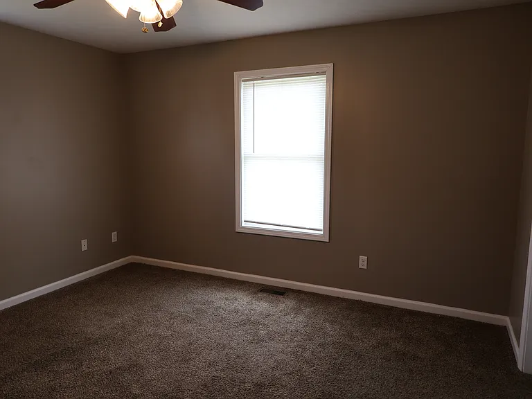 305 Brookside Pl — Photo 29