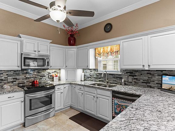 4th image of 1774 Candlewick Ct.