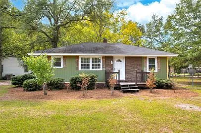 124 McCormick Dr