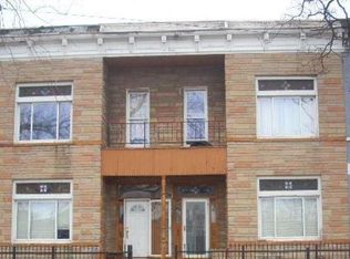 3224 W Carroll Ave, Chicago, IL 60624