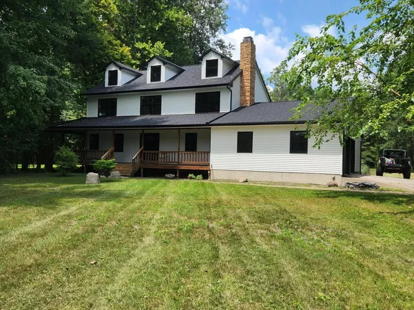 8260 Hill Ave, Holland, OH 43528