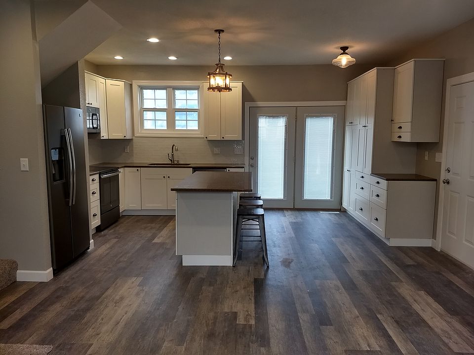 1st image of 602 Marian Ave