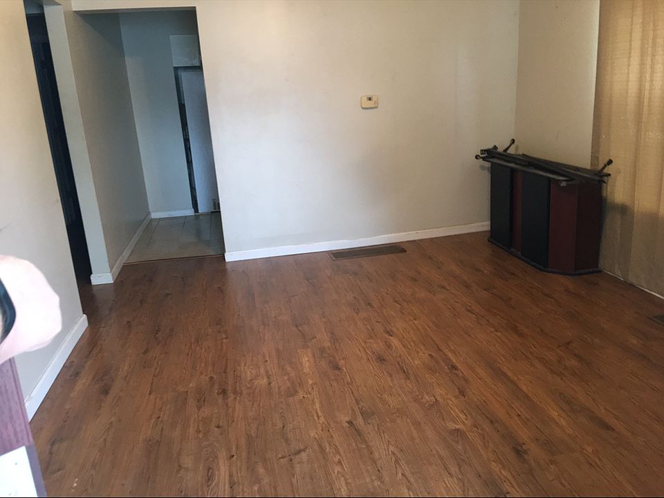 Front room/ living room