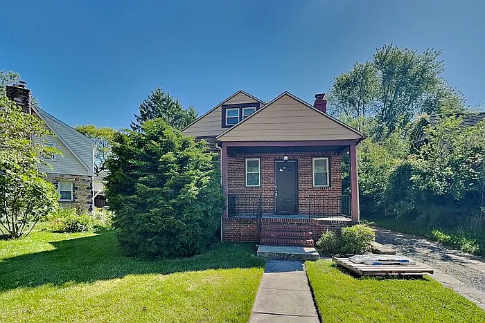 3802 Biddison Ln — Photo 1