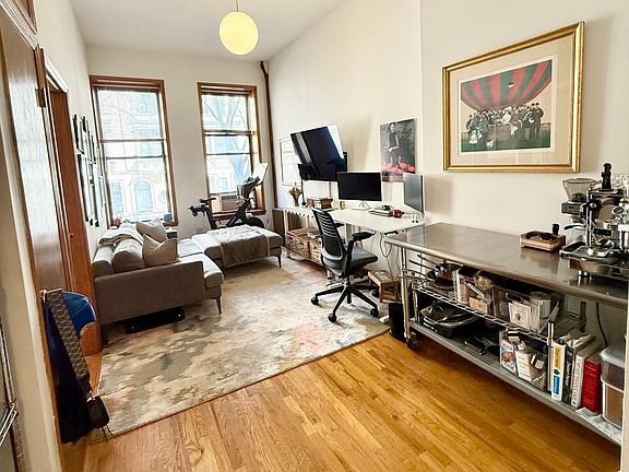 2nd image of 334 W 71st St APT 3